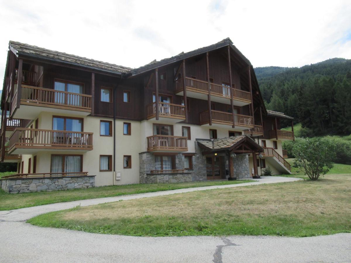 Residence Les Alpages 4 Etoiles - Appartement 4 Personnes - Piscine, Hammam, Sauna, Jacuzzi - Valcenis 73480 Lanslebourg-Mont-Cenis Luaran gambar