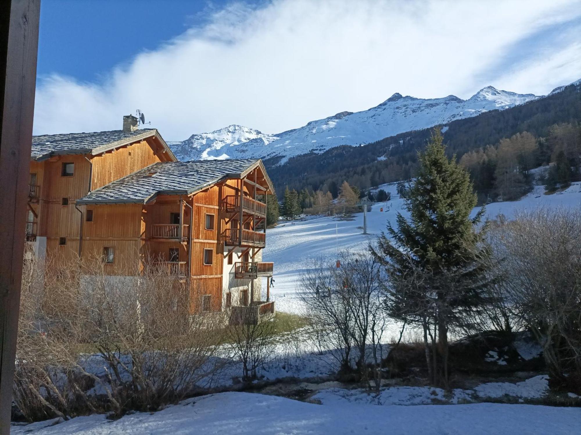 Residence Les Alpages 4 Etoiles - Appartement 4 Personnes - Piscine, Hammam, Sauna, Jacuzzi - Valcenis 73480 Lanslebourg-Mont-Cenis Luaran gambar