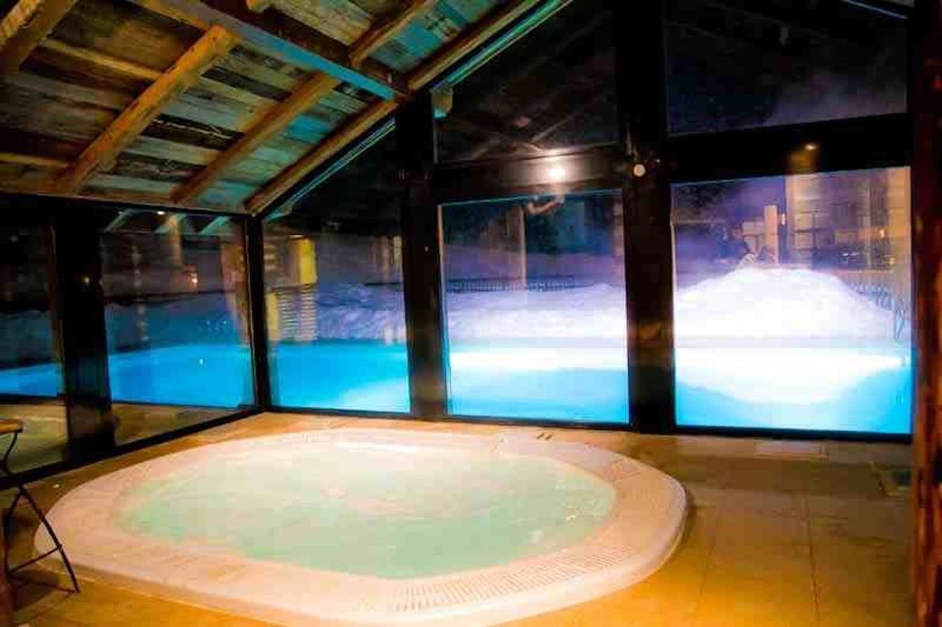 Residence Les Alpages 4 Etoiles - Appartement 4 Personnes - Piscine, Hammam, Sauna, Jacuzzi - Valcenis 73480 Lanslebourg-Mont-Cenis Luaran gambar